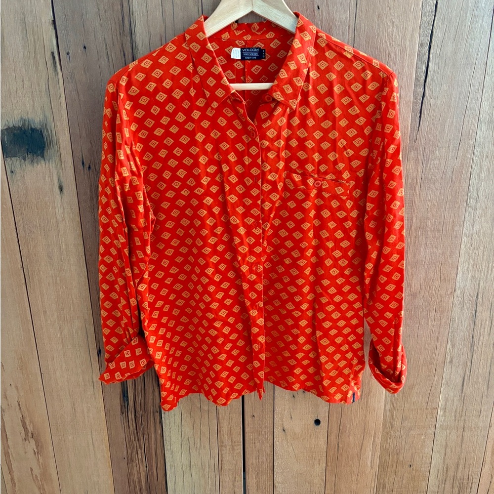 Volcom button down shirt